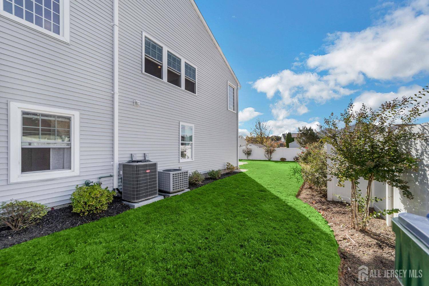 Edison, NJ 08820,44 Woodbrooke DR