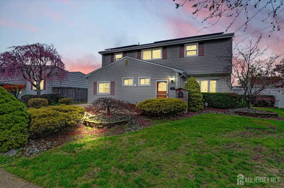 12 Albert DR, Old Bridge, NJ 08857