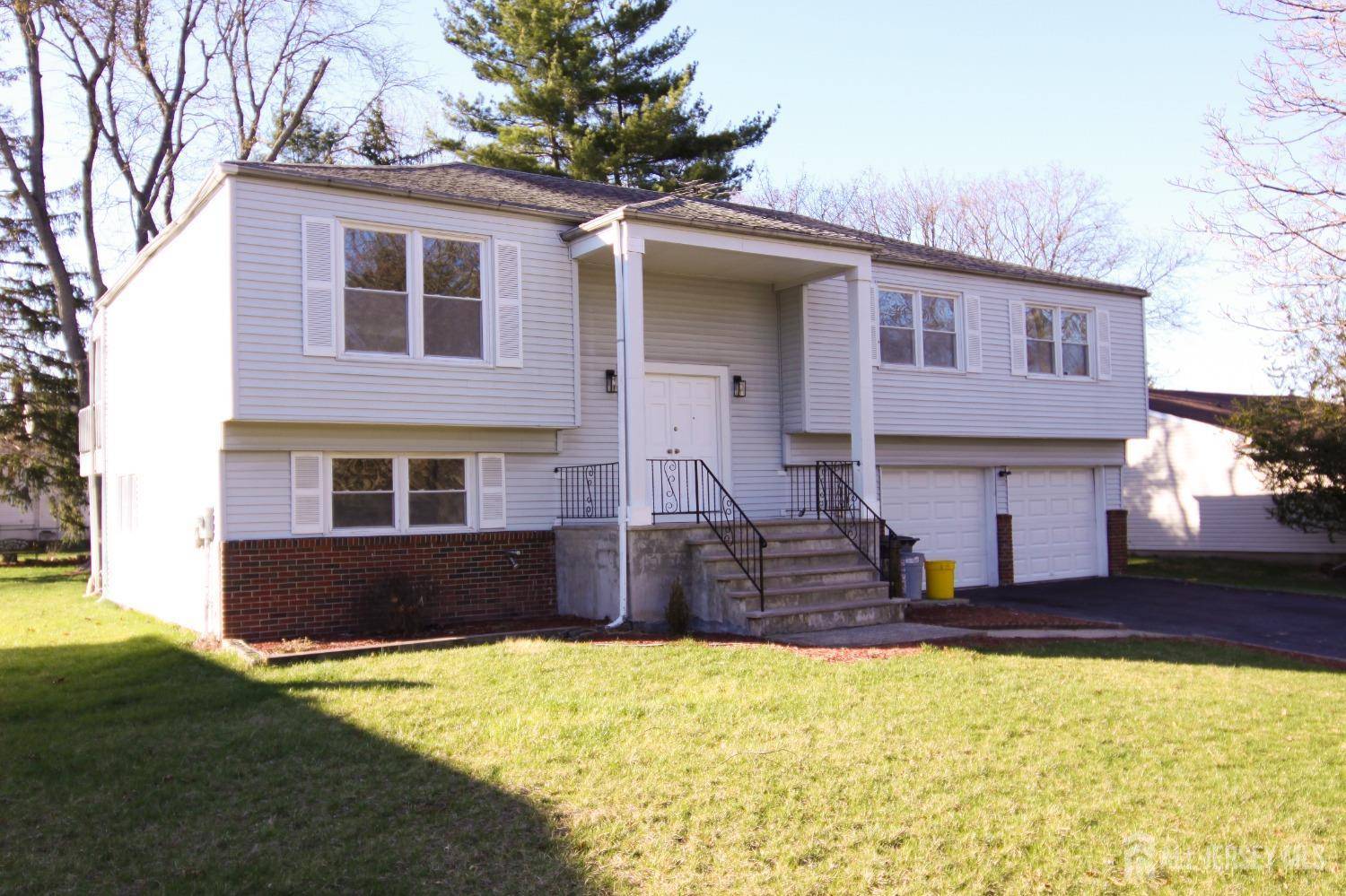 South Brunswick, NJ 08824,6 Joan ST