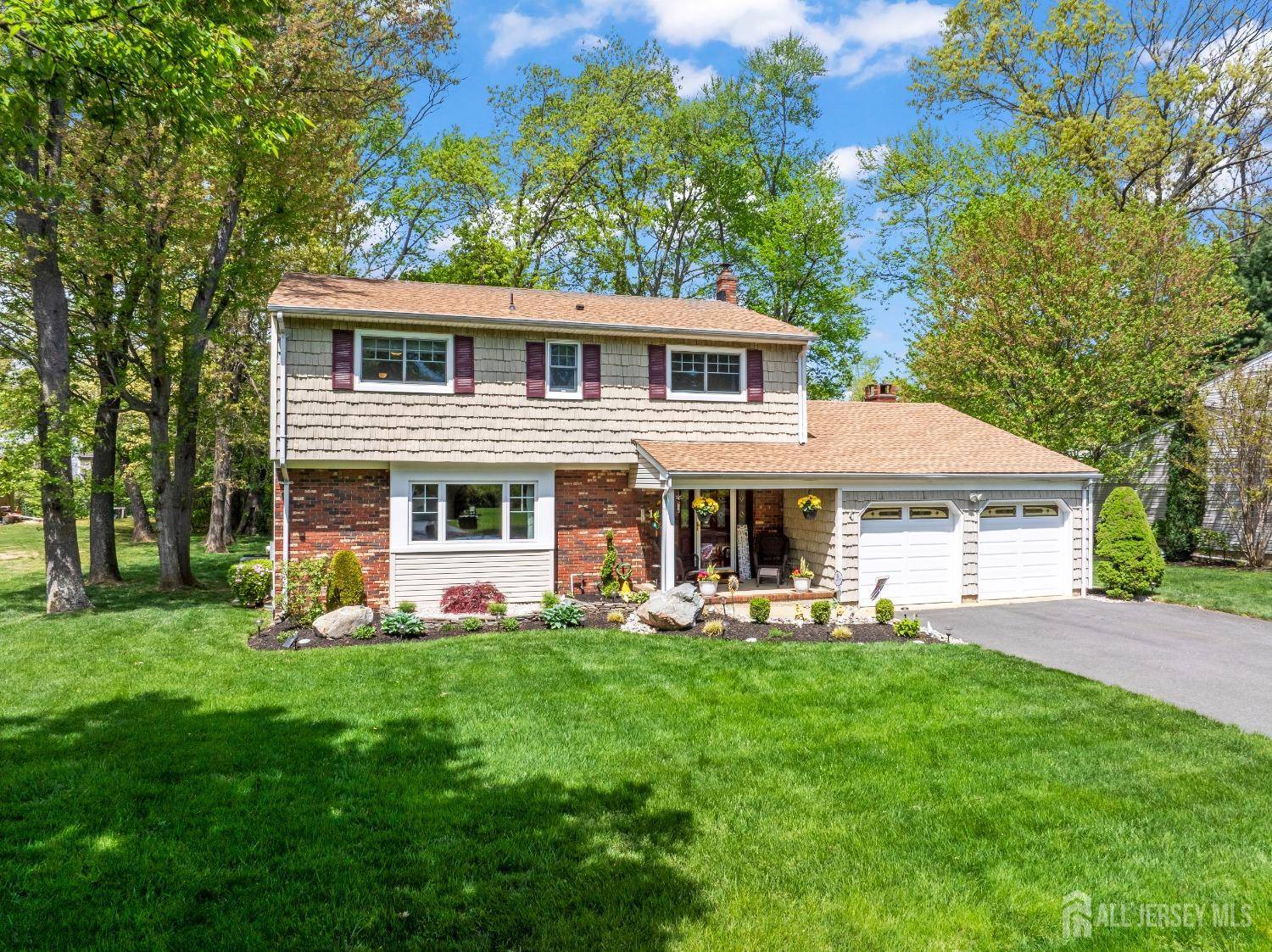 14 Appleby LN, East Brunswick, NJ 08816
