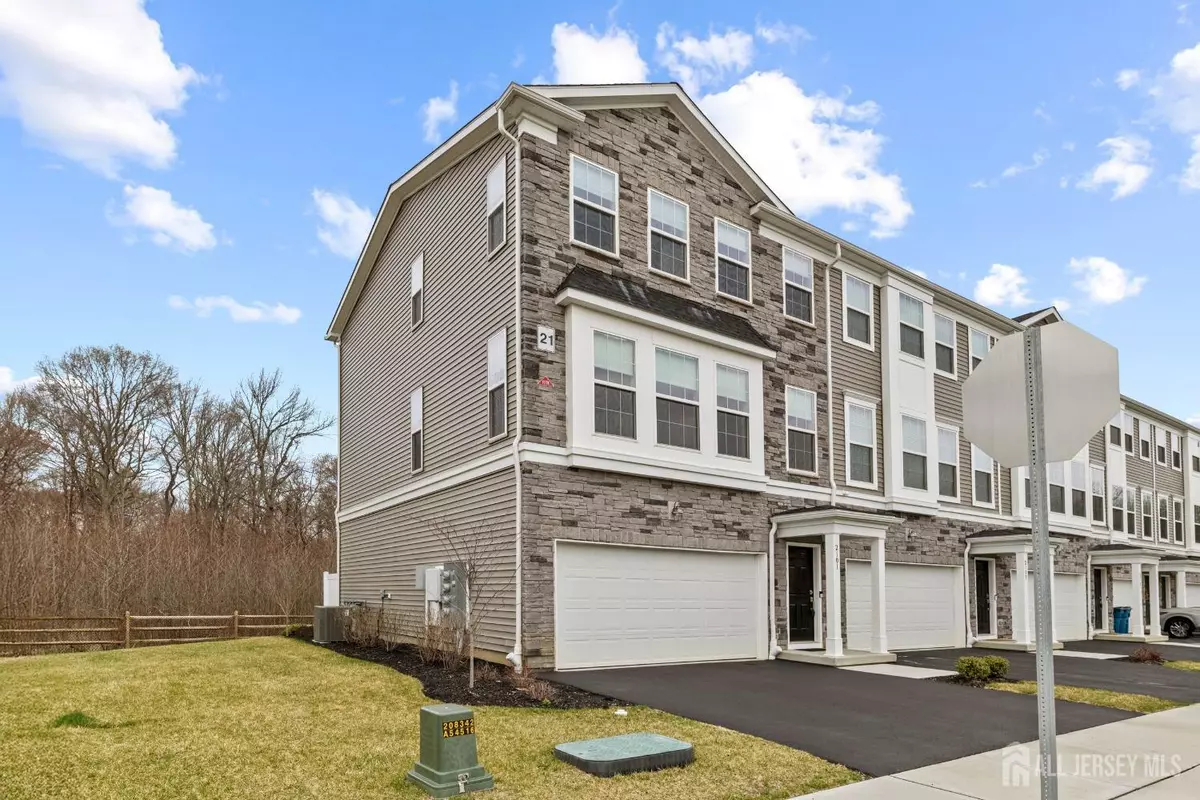 Monroe, NJ 08831,2101 McDowell RD