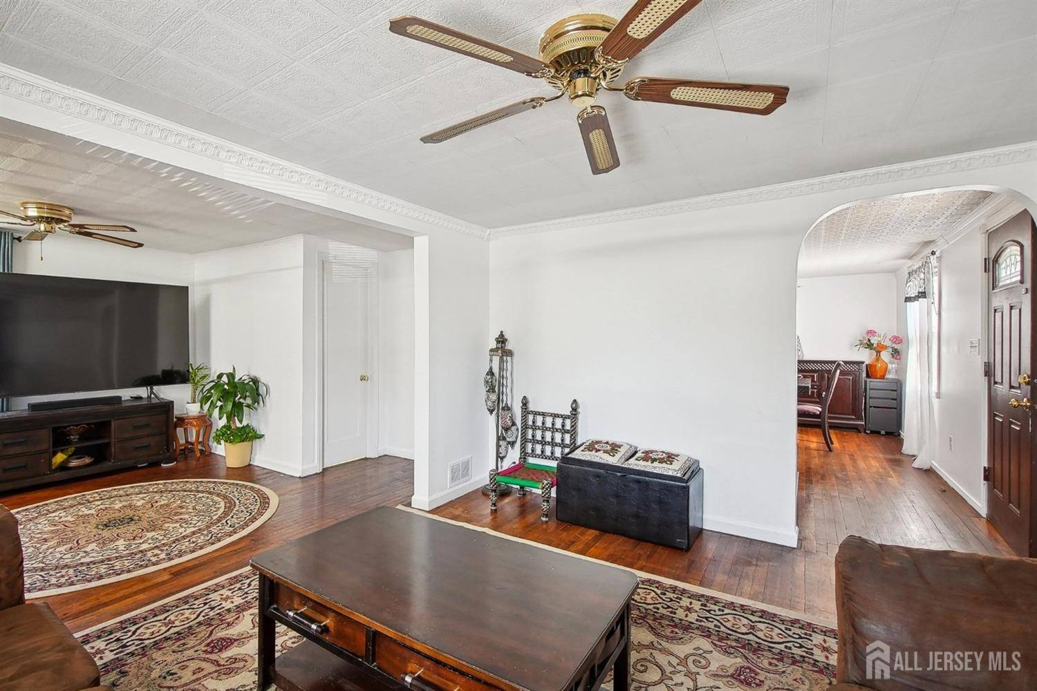 Avenel, NJ 07001,43 Cornell ST