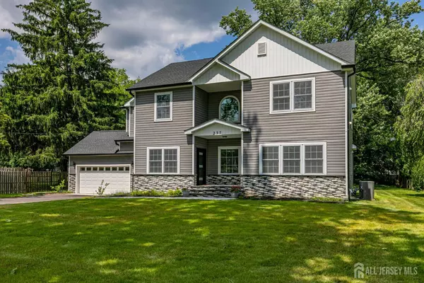 237 Varsity AVE, West Windsor, NJ 08540