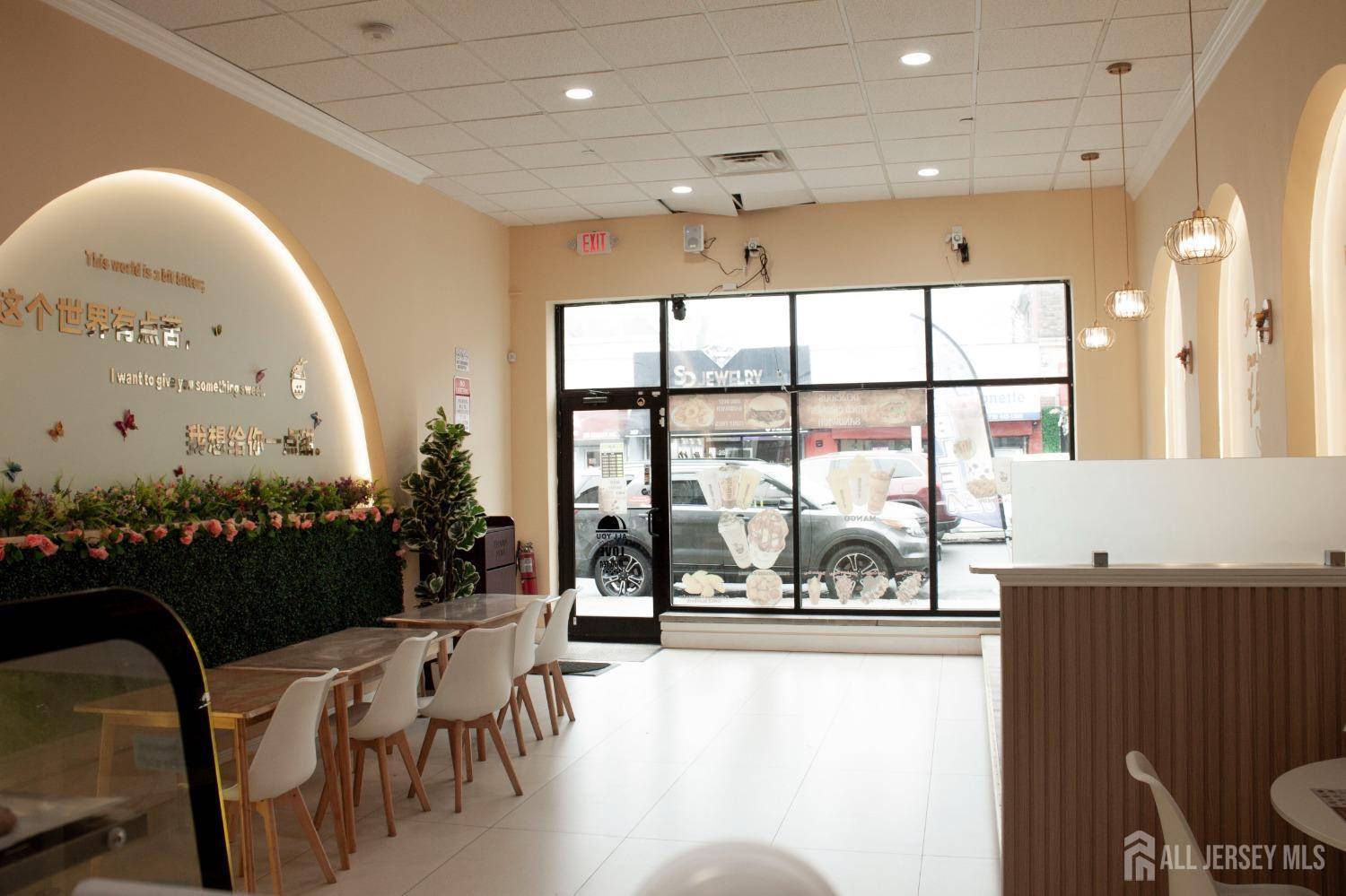 Perth Amboy, NJ 08861,252 Madison AVE