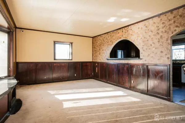 Hopelawn, NJ 08861,71 Pennsylvania AVE