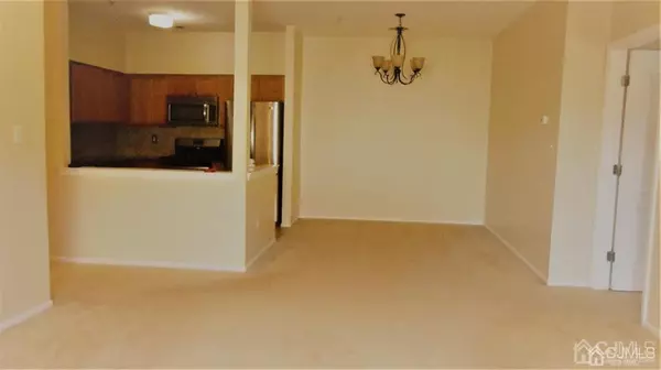 South Plainfield, NJ 07080,927 Del Negro CT