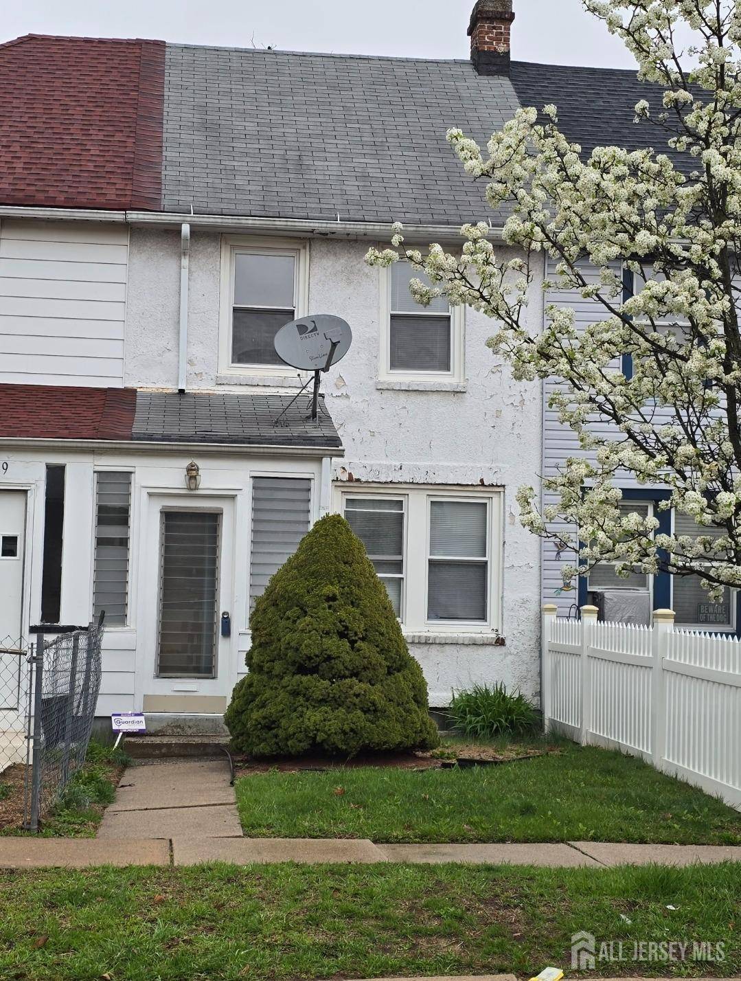 47 Lufberry AVE, New Brunswick, NJ 08901
