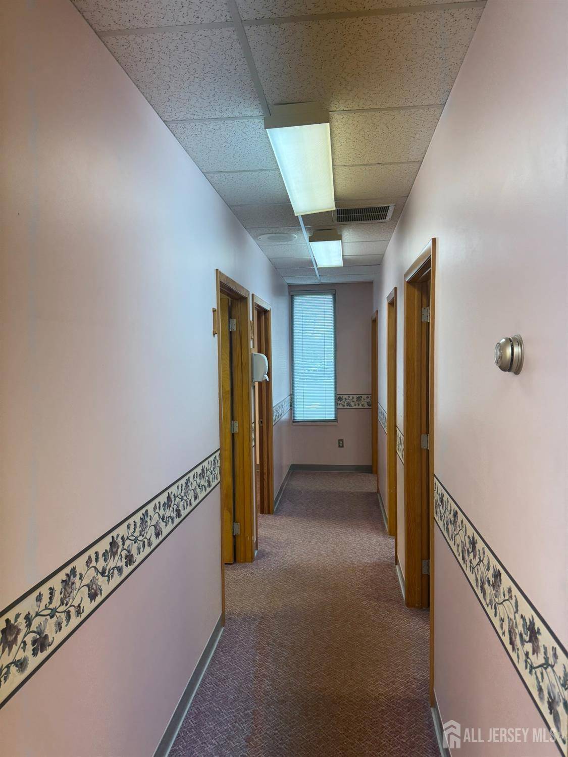 Edison, NJ 08820,1163 Inman AVE #101