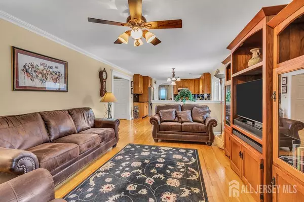 Monroe, NJ 08831,1 Birch Ct CT