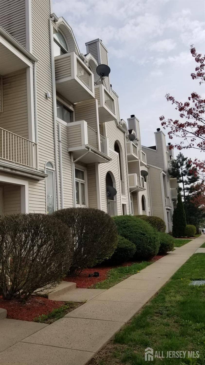 422 Johnstone ST, Perth Amboy, NJ 08861