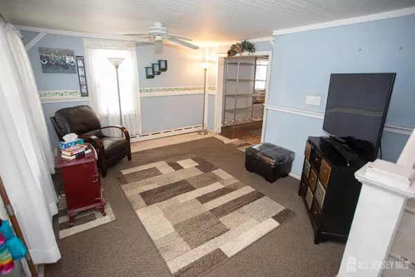Sayreville, NJ 08872,25 Dane ST