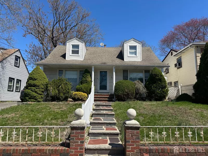 68 Grand AVE, Iselin, NJ 08830