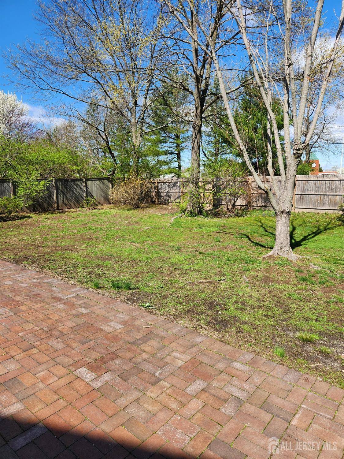 South Brunswick, NJ 08824,5 Eastern DR