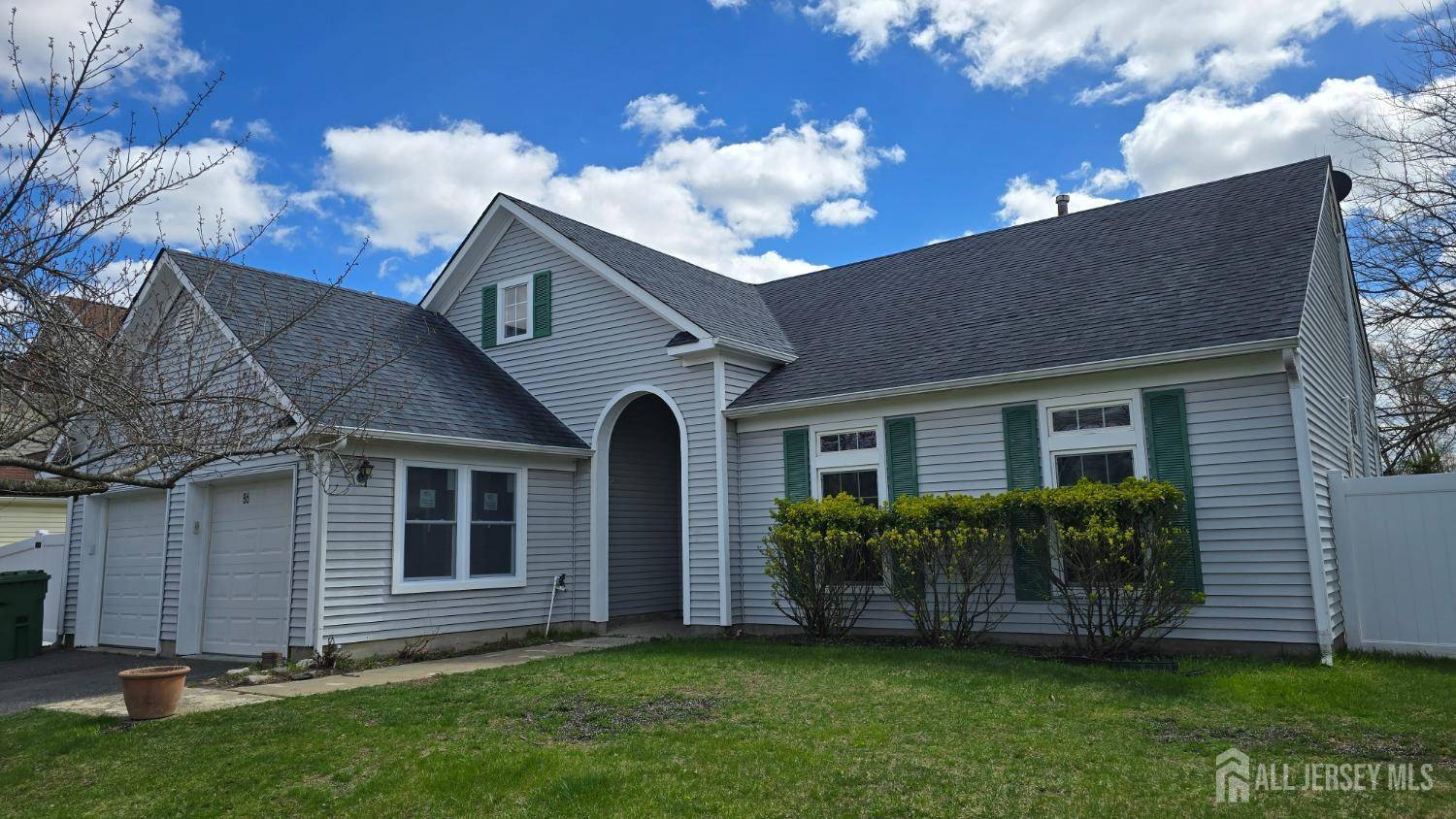 86 Canal ST, Sayreville, NJ 08872