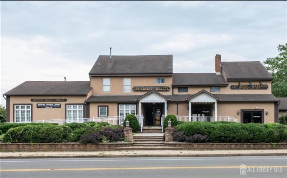 220 Forsgate DR #D, Jamesburg, NJ 08831