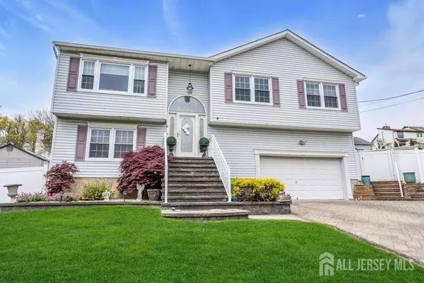 6 Muravski CT, South River, NJ 08882