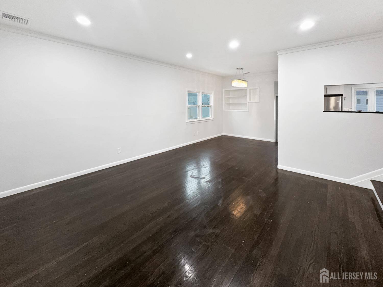 Menlo Park Terrace, NJ 08840,149 Jefferson ST