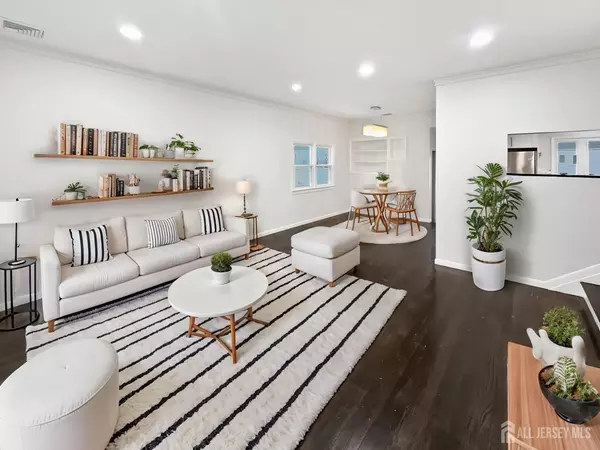 Menlo Park Terrace, NJ 08840,149 Jefferson ST