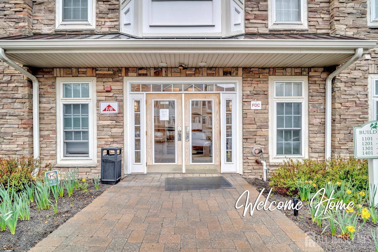 1402 Cedar Village BLVD, East Brunswick, NJ 08816