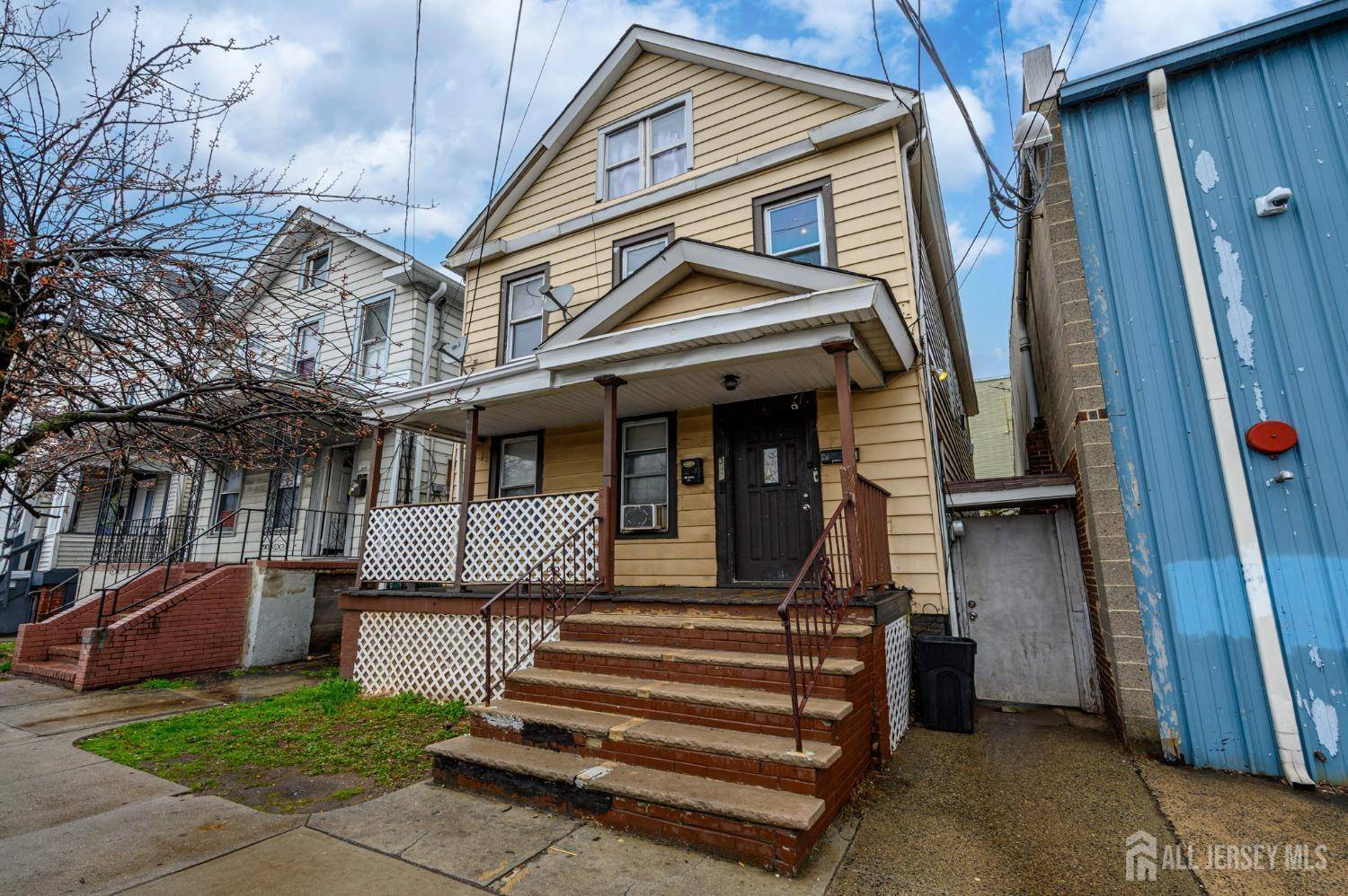 347 Handy ST, New Brunswick, NJ 08901