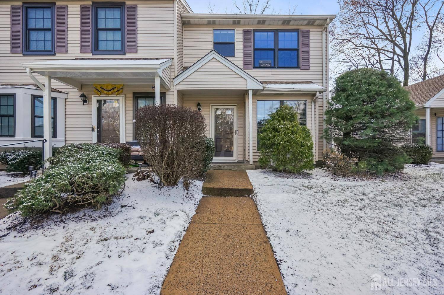 Edison, NJ 08820,1105 Maplecrest RD