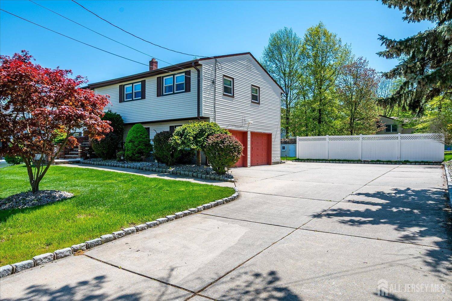 807 New Dover RD, Edison, NJ 08820