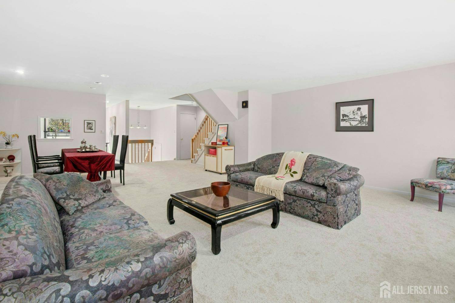 Edison, NJ 08820,4703 Stonehedge RD