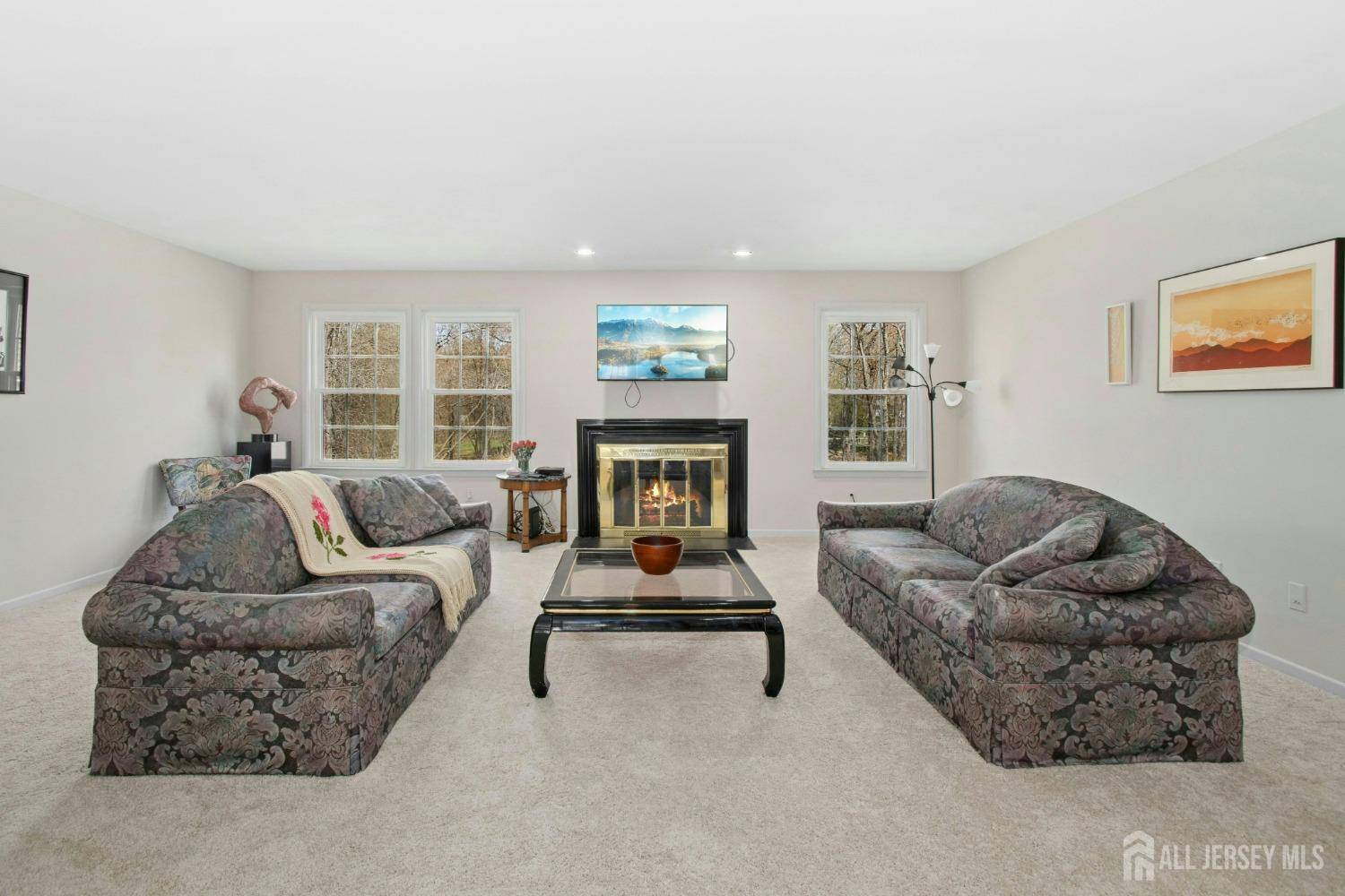 Edison, NJ 08820,4703 Stonehedge RD