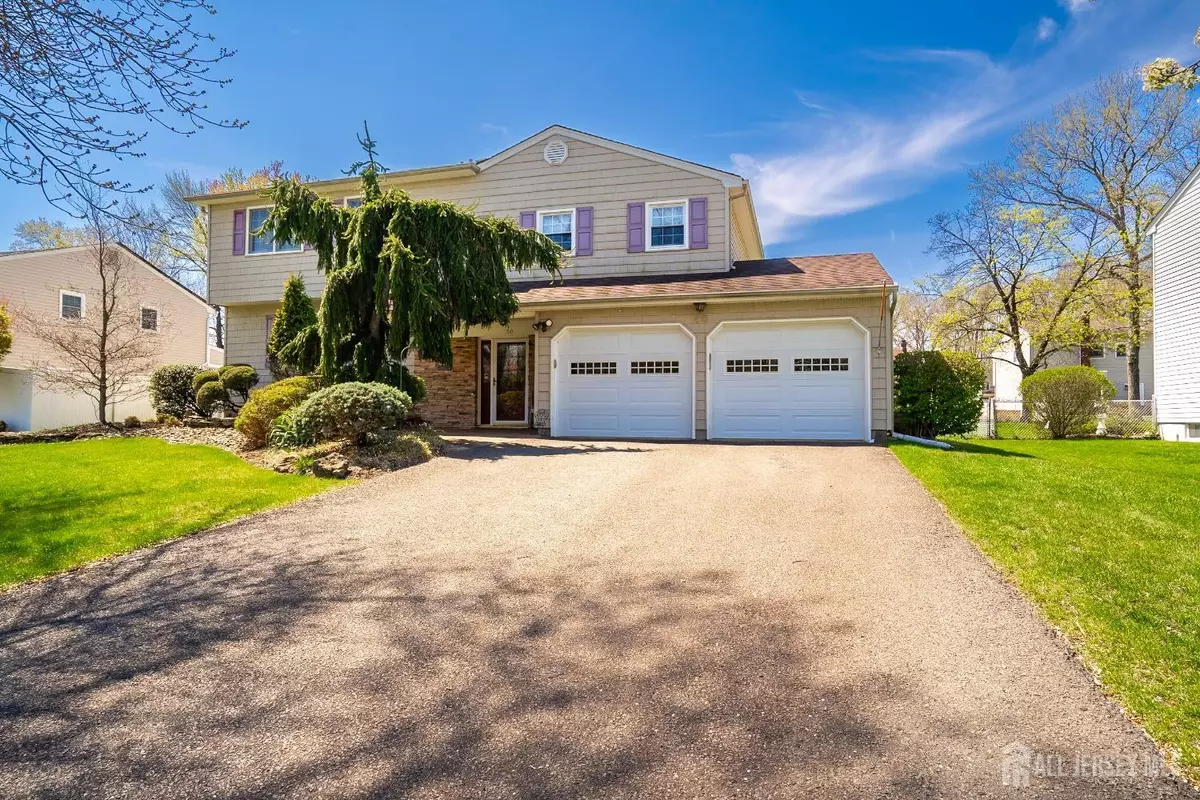 South Brunswick, NJ 08824,50 Oakey DR