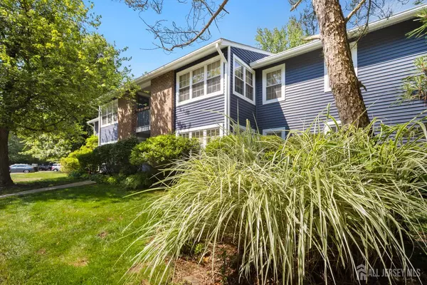 224 Pennsylvania WAY, North Brunswick, NJ 08902