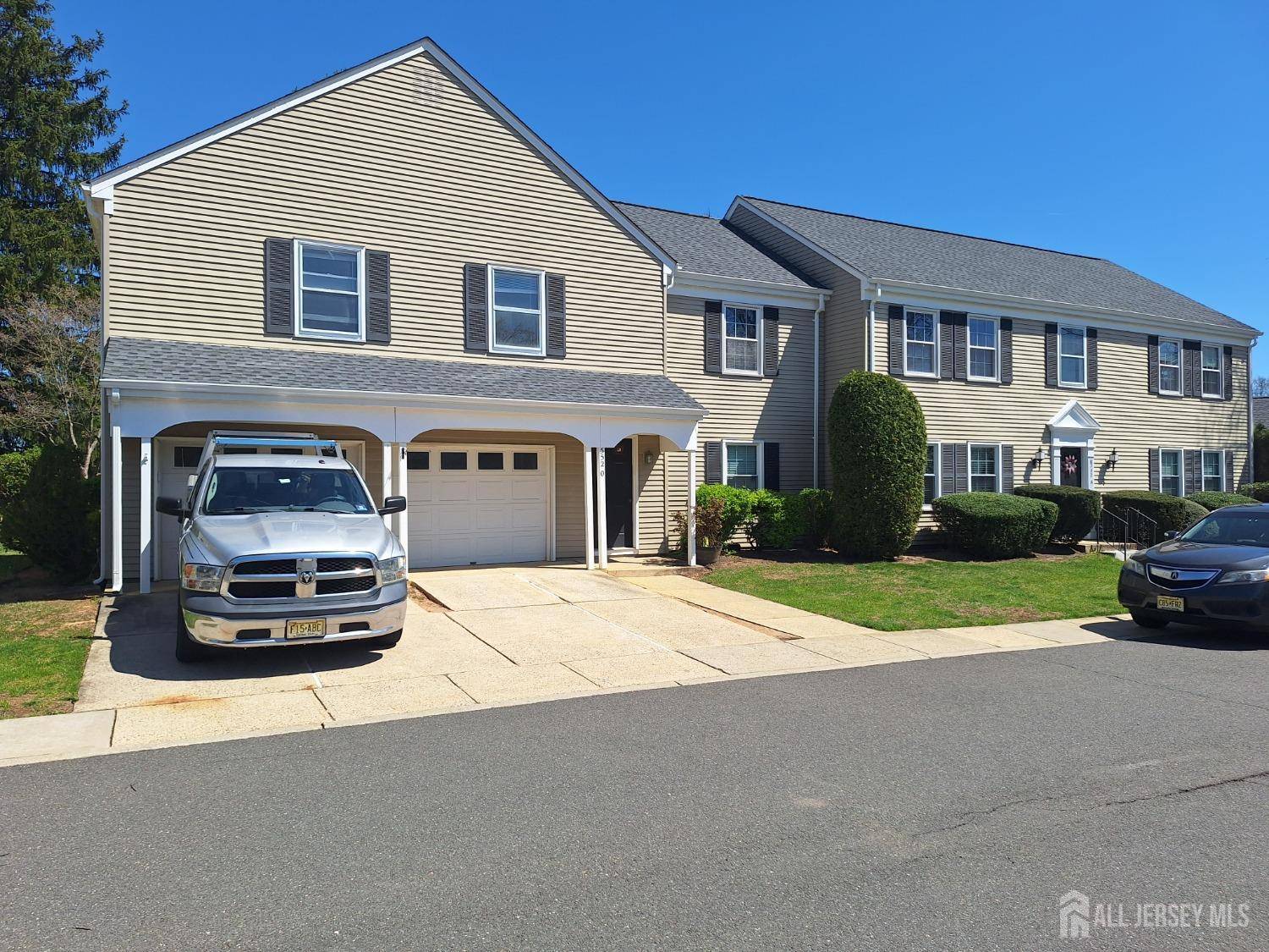 Monroe, NJ 08831,552 Tilton WAY #O