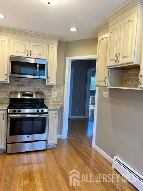 East Brunswick, NJ 08816,19 Sherman AVE