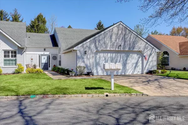 841 Taylor RD #B, Monroe, NJ 08831