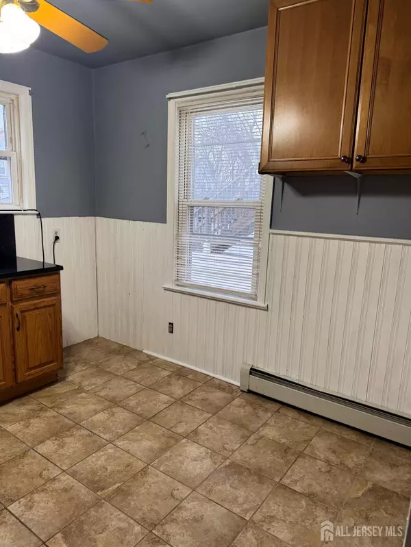 Woodbridge Proper, NJ 07095,74 Spring ST