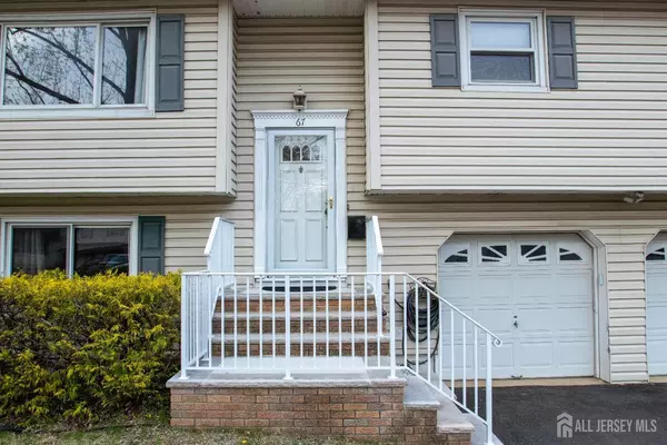 Spotswood, NJ 08884,67 Janice DR