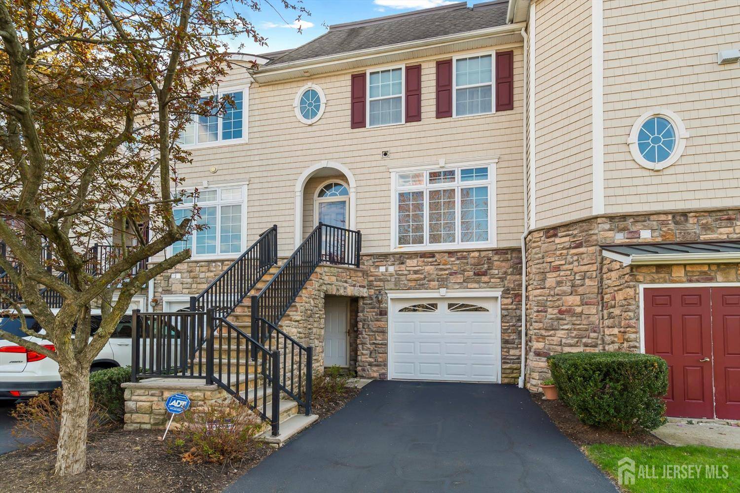 4 Sandra CT #2743, Old Bridge, NJ 08857