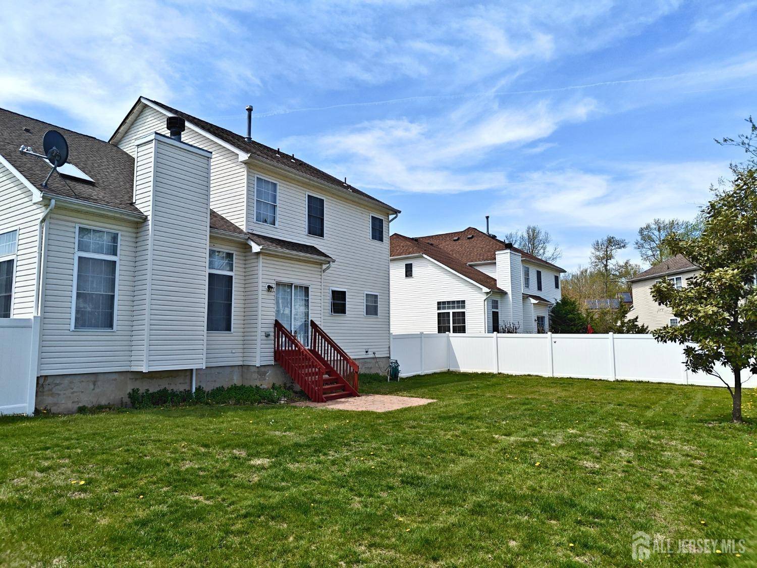 South Brunswick, NJ 08852,51 Yorktown RD