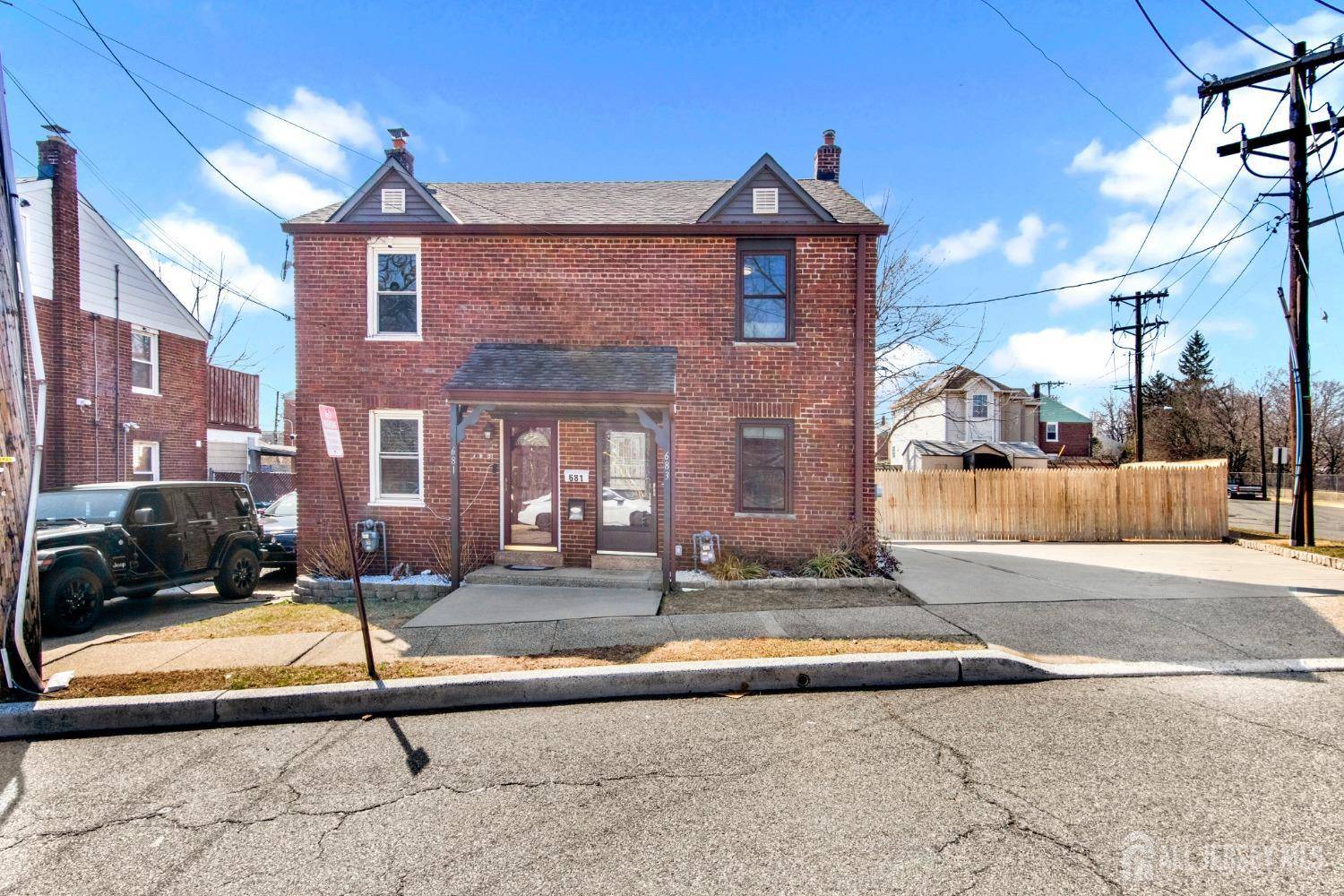 Perth Amboy, NJ 08861,683 Kosciusko ST