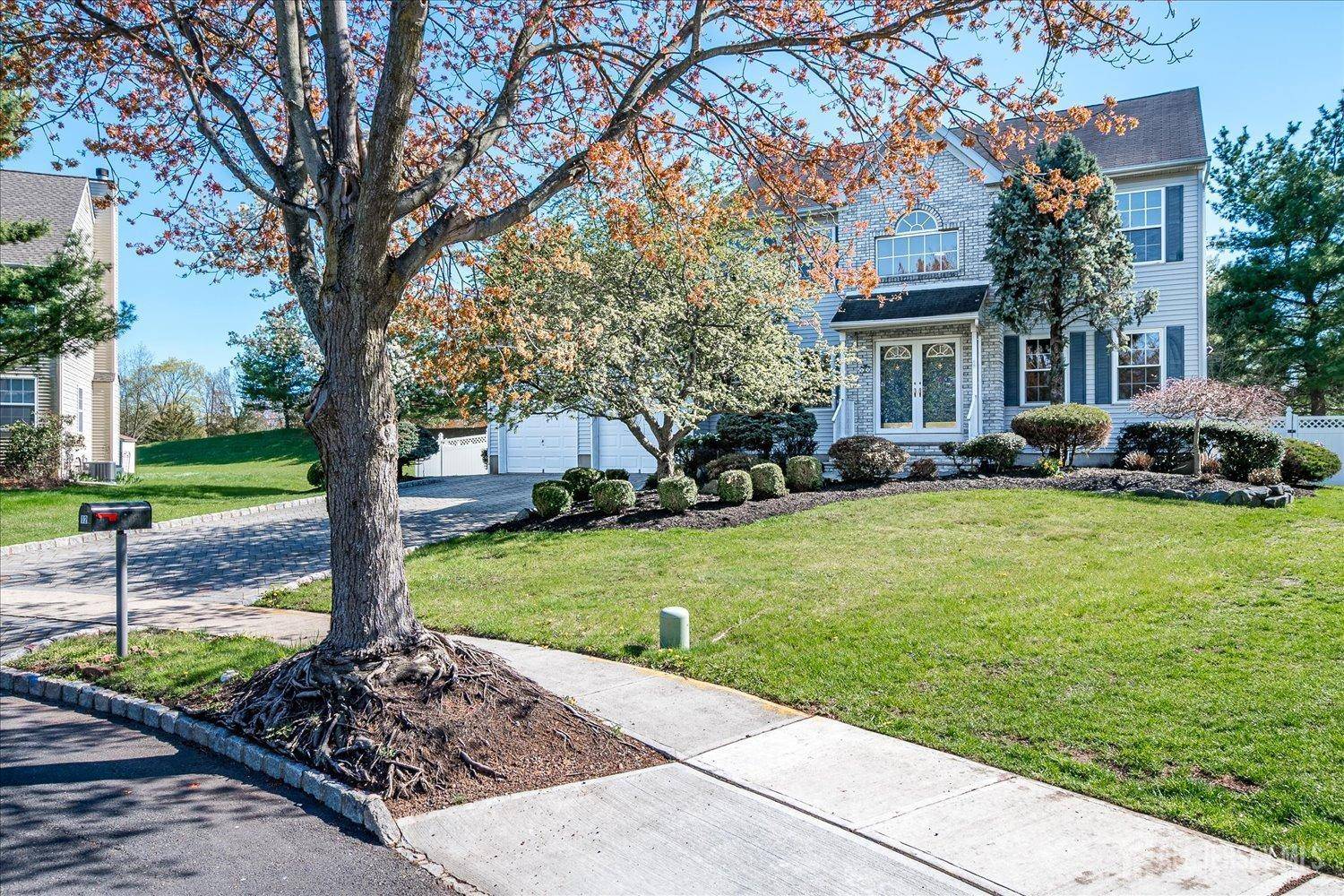 Piscataway, NJ 08854,12 Carriage DR