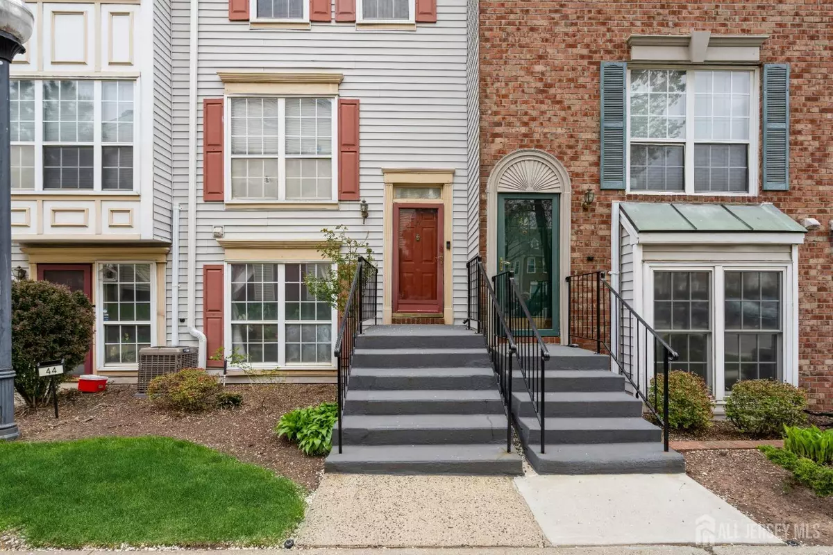 Newark, NJ 07079,43 Howard CT
