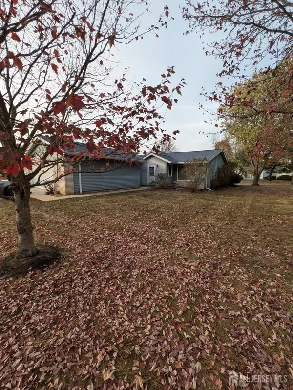 438 Belford RD #b, Monroe, NJ 08831