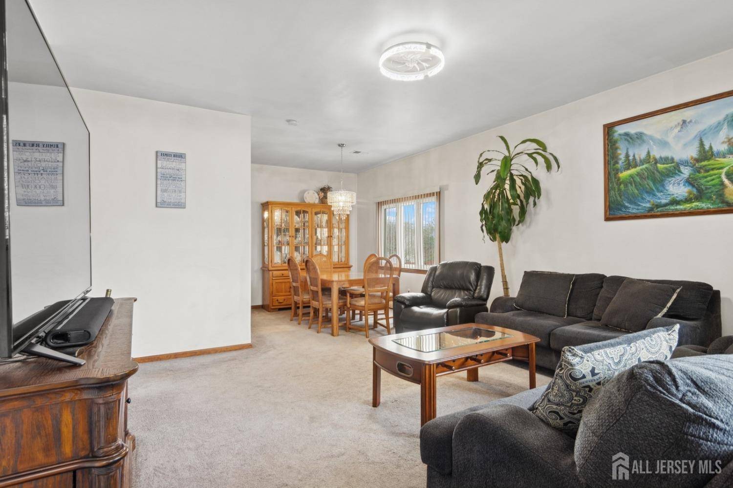 Menlo Park Terrace, NJ 08840,181 Wall ST