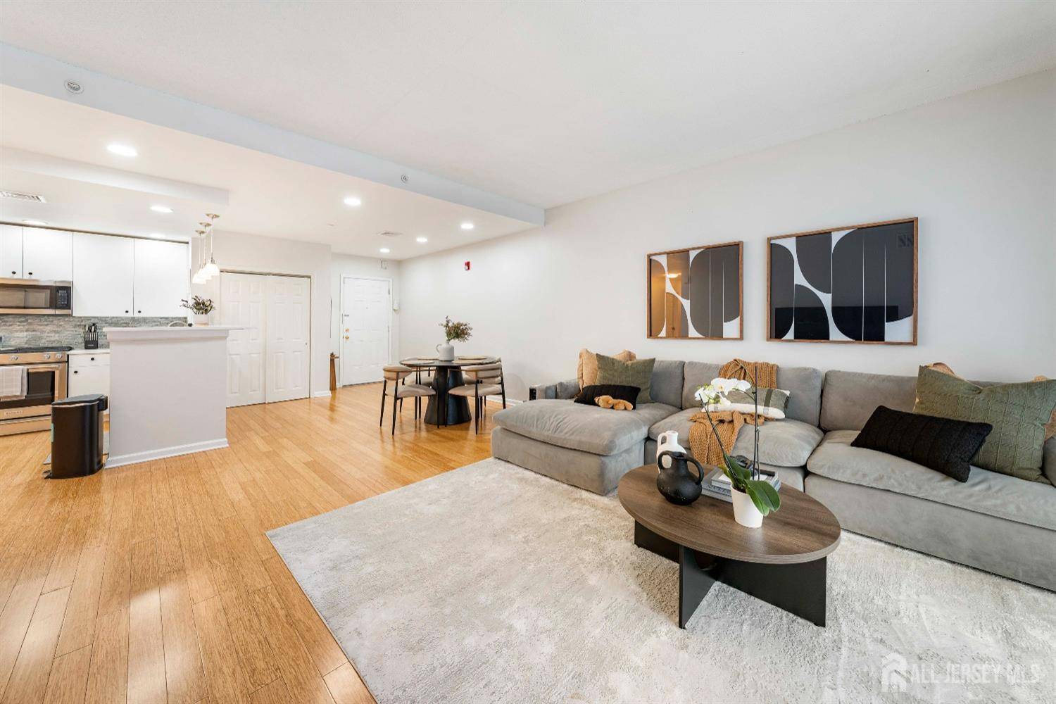 358 Rector ST #406, Perth Amboy, NJ 08861