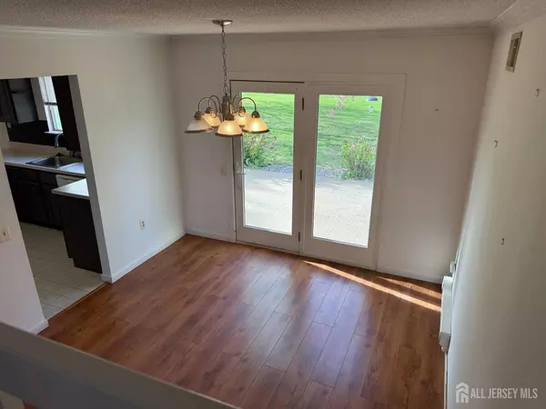 Monroe, NJ 08831,492 Delair RD #C