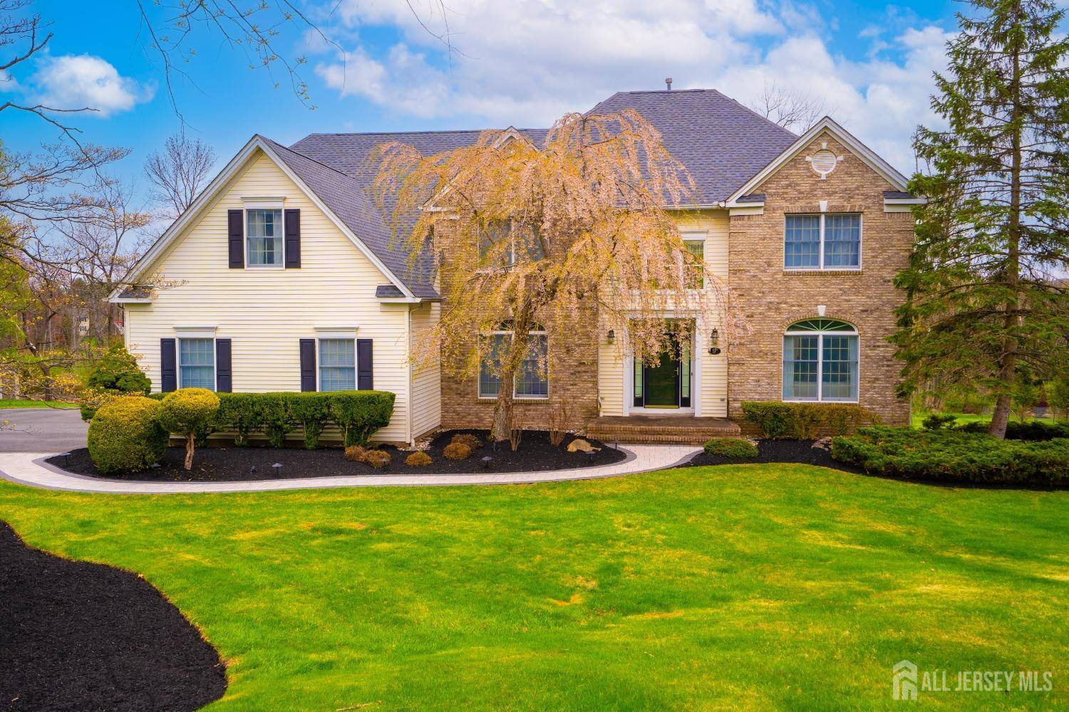 9 flory's mill RD, Raritan, NJ 08822