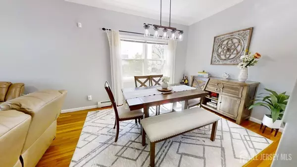 Menlo Park Terrace, NJ 08840,45 Maryknoll RD