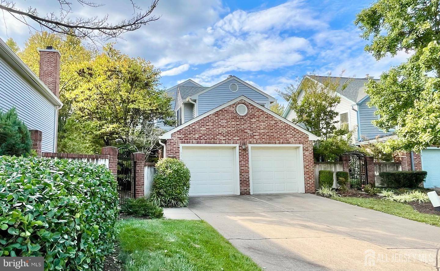 17 stonebridge LN, Princeton, NJ 08540