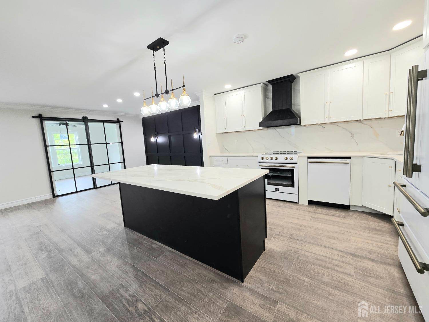 Monroe, NJ 08831,34 George Washington DR #B