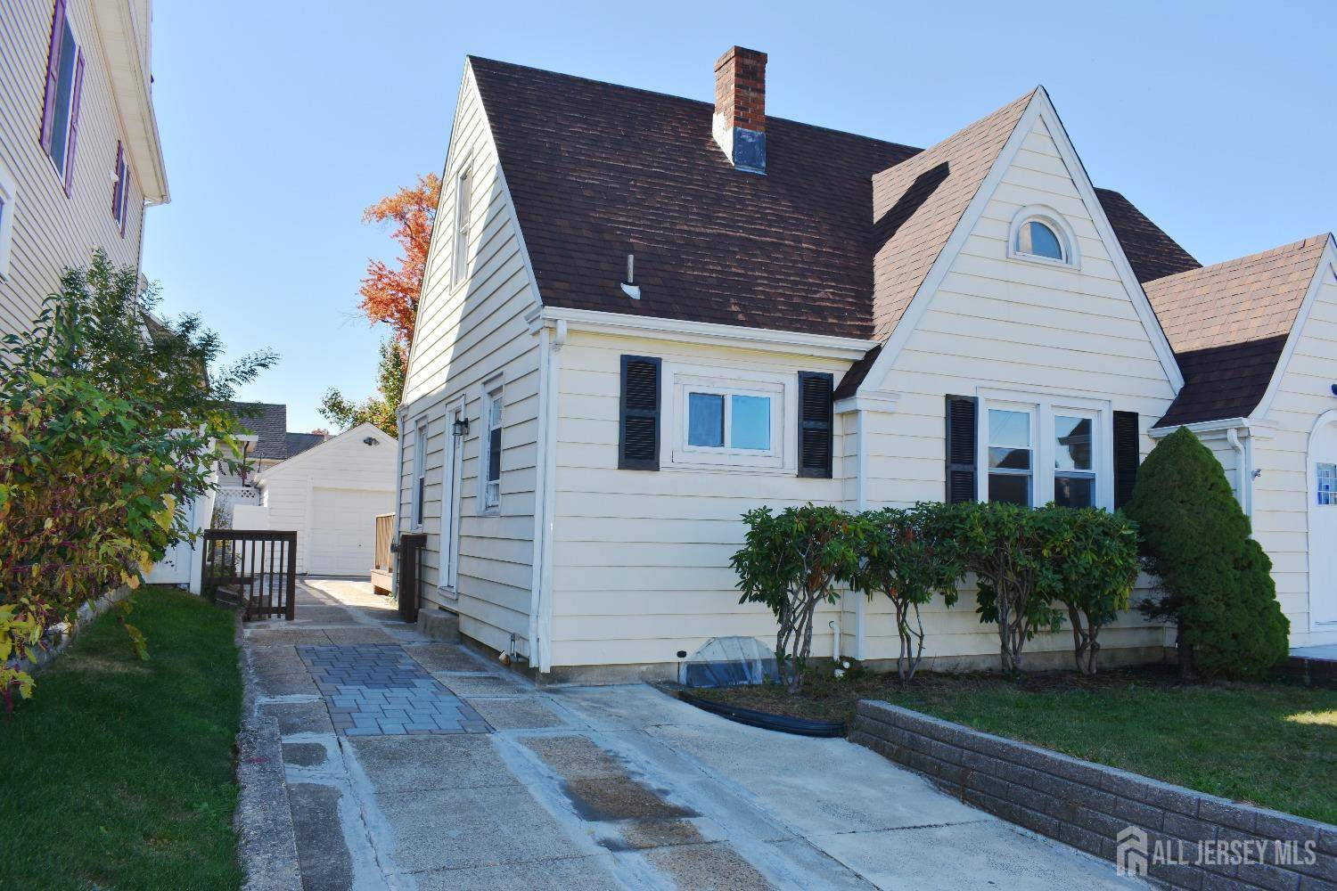 30 John ST, South River, NJ 08882