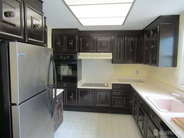 Monroe, NJ 08831,67 Amherst LN #C